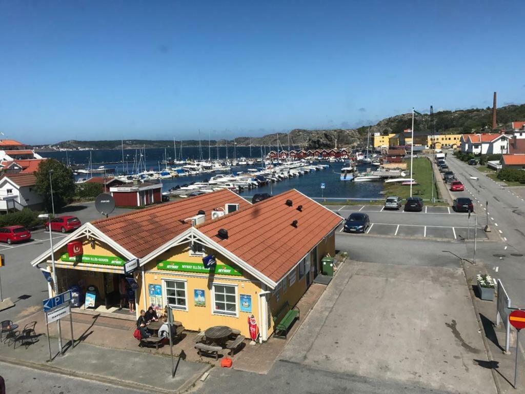Sjoehuset Apartman Ellos Kültér fotó